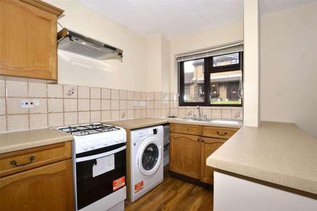 Oaklands Way, Wallington, Surrey, SM6 - Photo 4