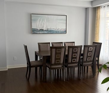 For Lease - 80 Inverness Way, Bradford West Gwillimbury, Ontario - Photo 4