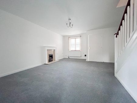 3 bedroom terraced house to rent - Photo 2