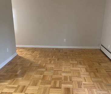 For Lease - 839 Roselawn Avenue Unit# 404, Toronto, Ontario - Photo 2