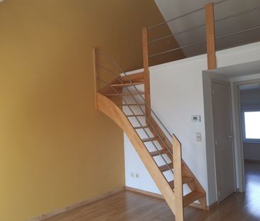 Dakappartement met aangenaam zonneterras. - Foto 2