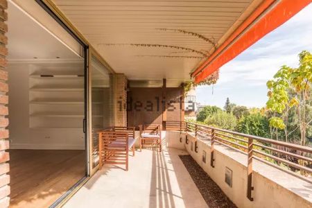 Alquiler de piso en Calle de la Dalia - Photo 3