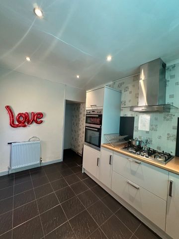 3 Bed Terraced House, Makin Street, L4 - Photo 5