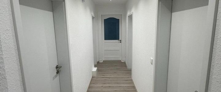 Frisch sanierte & klimatisierte Dachgeschosswohnung in Ohligs - Foto 1