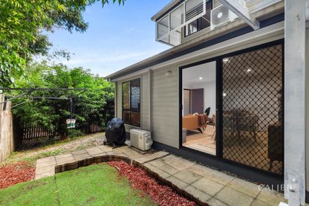 9/24 Arthur Terrace, Red Hill, QLD, 4059 - Photo 2