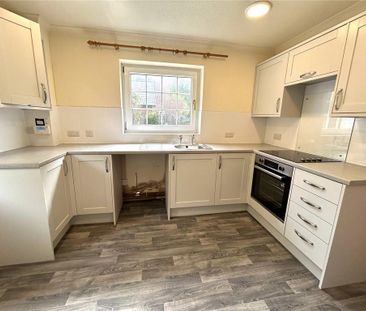 3 bedroom semi-detached house to rent - Photo 6