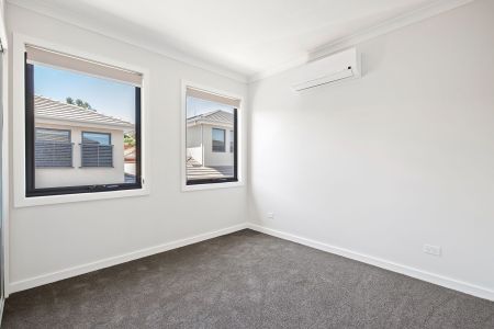 Executive town home in the heart of Balwyn North - Photo 3