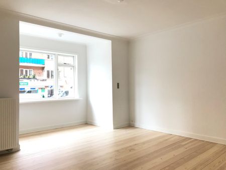 Jyllands Allé 5, 4. tv. 8000 Aarhus C - Foto 3