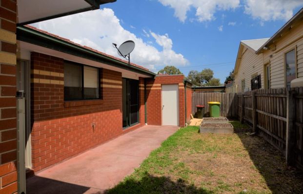 Comfortable two bedroom unit! - Photo 1