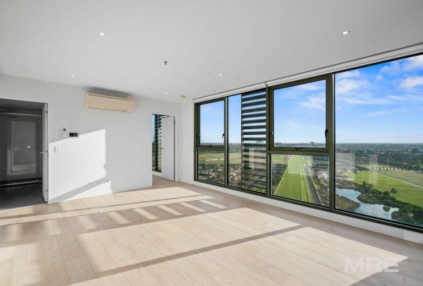 2106/1 Ascot Vale Road, Flemington - Photo 1
