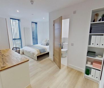 Studio to rent - Photo 6