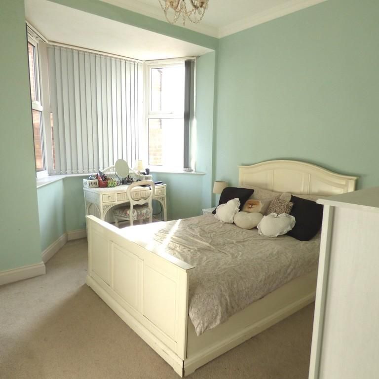 1 bedroom ground floor flat to rent - Photo 1