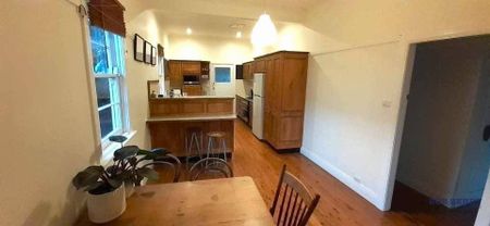 Three Bedroom Home in South Dubbo - Photo 2