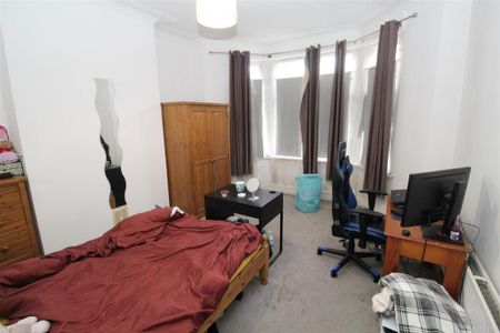 5 bedroom house to rent - Photo 3