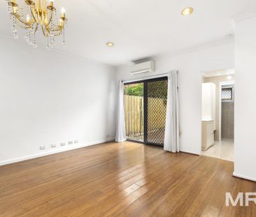 93 Bank Street, South Melbourne - Photo 2