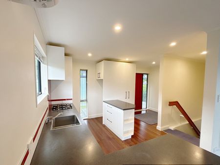 15 Gwynfa Avenue, Cashmere, NZ 8022 - Photo 2