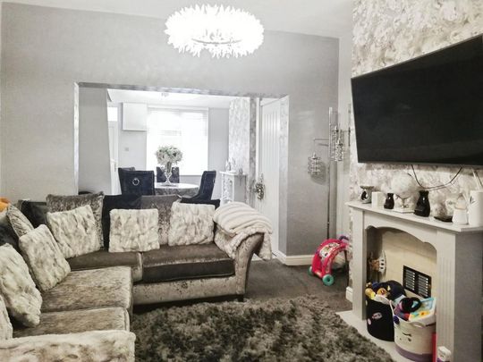 2 bedroom terraced house to rent - Photo 1