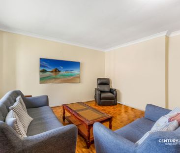 Charming Three Bedroom Home - Photo 1