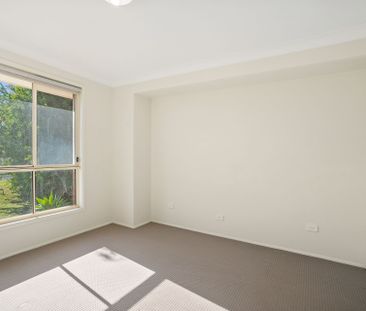 Spacious Home with Modern Features - Photo 3