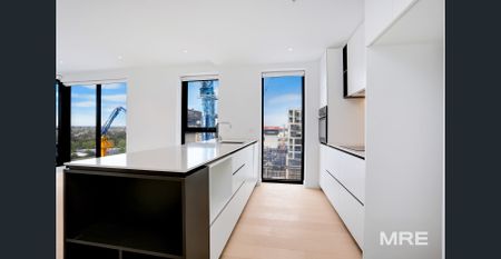 Chic living in the heart of Moonee Ponds - Photo 4