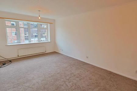 Birmingham Road, Coventry - 2 Bedroom First Floor Maisonette, Allesley Village - Photo 4