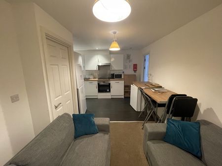 55 Killigrew Street - Photo 2