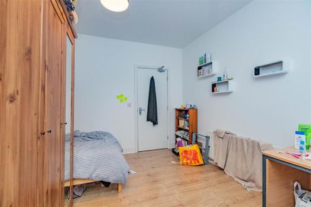 6 bedroom house to rent - Photo 3