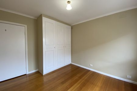 154 Broadhurst Avenue, Reservoir VIC 3073 - Photo 2