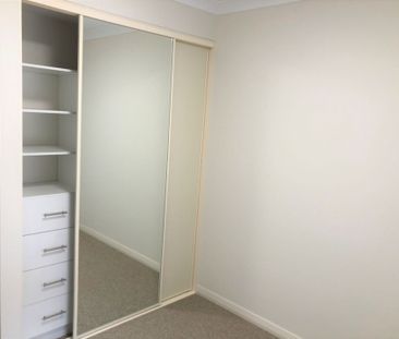 Beautifully Finished and Superbly Appointed Family Home! - Photo 6