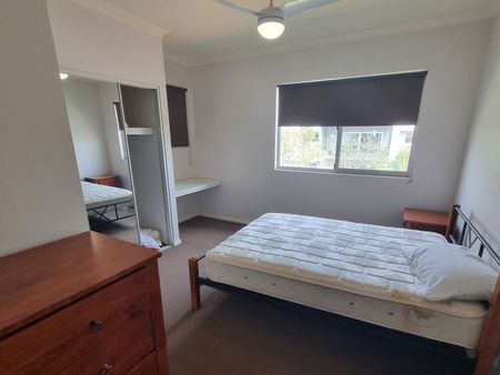 4 x 4 - Baynton - Photo 3