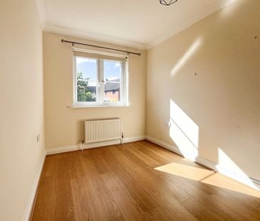 Maple Way, CM6, Dunmow - Photo 2