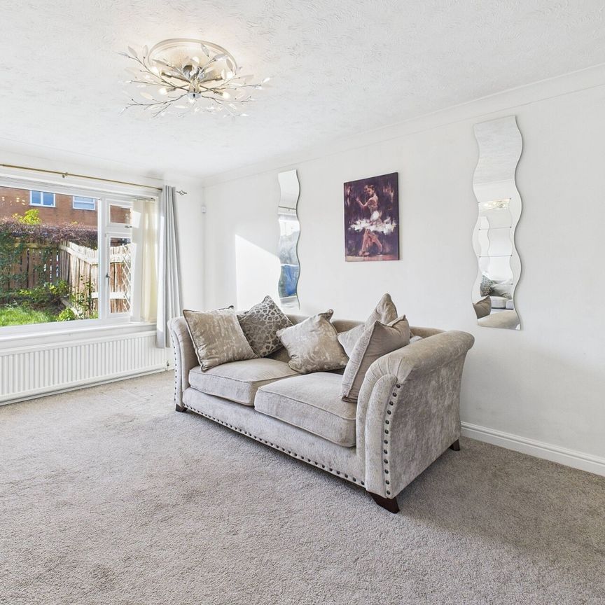 29 Norgreave Way, S20 - Photo 1