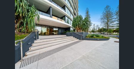 Elevated Modern Living with Water Views and Five-Star Amenities - Furnished - Photo 2