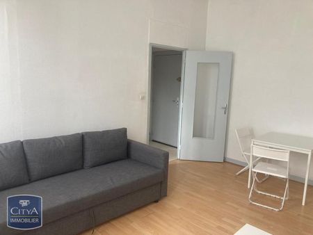 Location Appartement 1 pièce 30m² ST ETIENNE 42000 - Photo 2