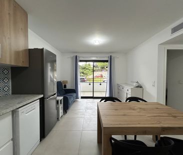 Location Appartement 2 pièces 41m² LA CIOTAT 13600 - Photo 5