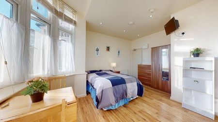 Studio Flat, Chatsworth Road, NW2 - Photo 5