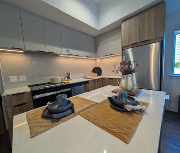 For Lease - 185 Enfield Place Unit# TH1, Mississauga, Ontario - Photo 6