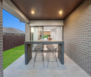 Modern, Low-Maintenance Living in Sought-After Griffin - Photo 2