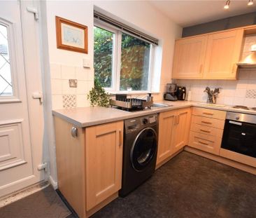 2 bedroom semi-detached house to rent - Photo 2