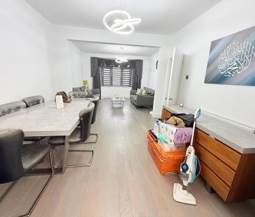 3 bedroom semi-detached house to rent - Photo 1