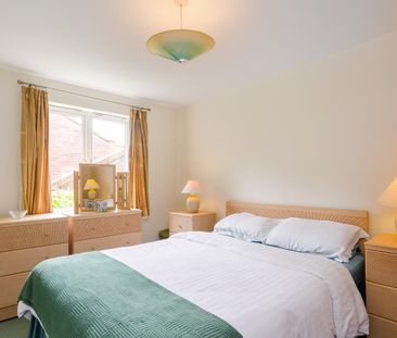 2 bedroom apartment to rent - Photo 2