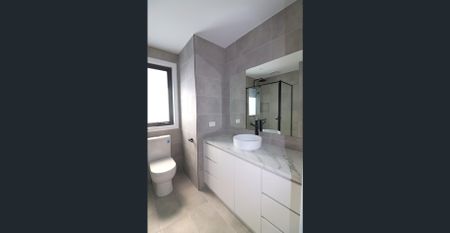 Near New Delight!! - Photo 4