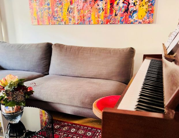 Geschmackvoll möblierte Wohnung in Bestlage - Foto 1