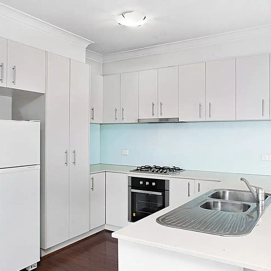 15/24 Findon Ct, Point Cook VIC 3030 - Photo 1
