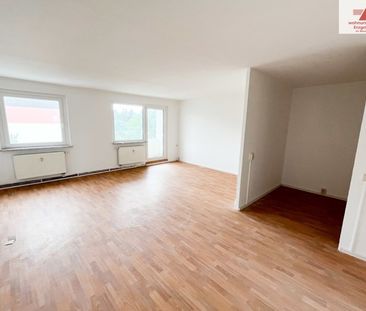 3-Raum-Wohnung mit toller Aussicht und Balkon im Barbara-Uthmann-Ring - Annaberg-Buchholz! - Photo 6