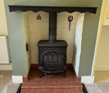 Three Double Bedroom Cottage to Rent in Mayfield - Photo 5