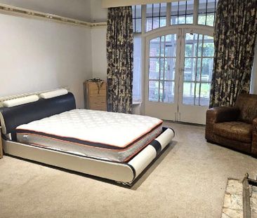 2 bedroom ground floor flat to rent - Photo 6