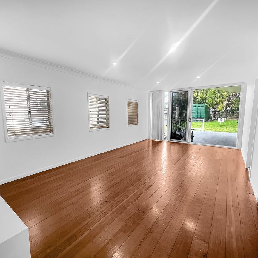 Location and Lifestyle. - Photo 1