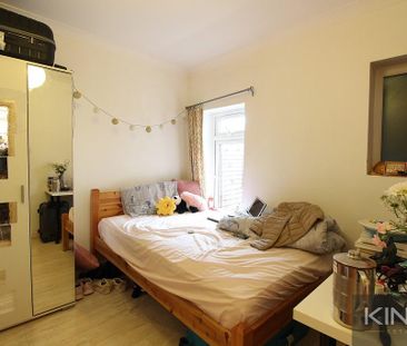 5 bedroom semi-detached house to rent - Photo 5