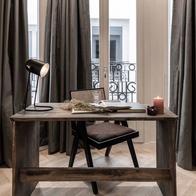 5 room luxury Apartment for rent in Madrid, Community of Madrid - Photo 1